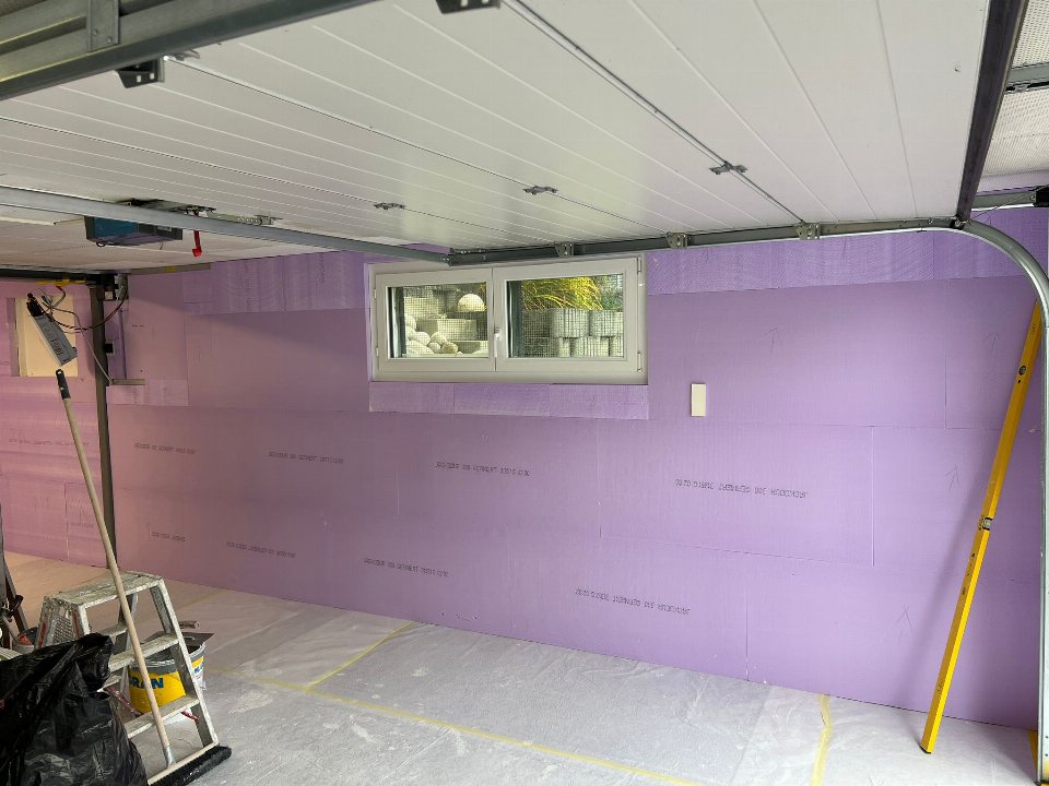 Garagenwand Daemmung — LUAN E.U GmbH — Vorher (3/3)