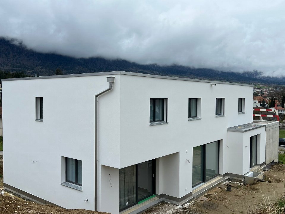 Neubau Fassade und Terrasse — LUAN E.U GmbH — Vorher (2/3)